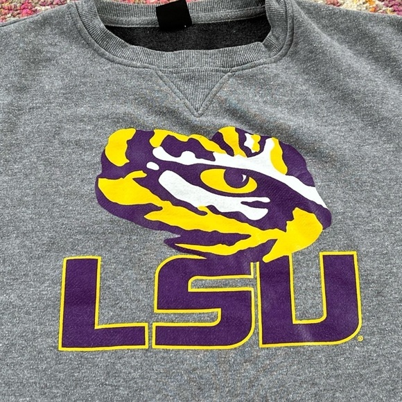LSU Tigers Louisinia State NCAA College Gray Crewneck Pullover Sweatshirt - Picture 3 of 4
